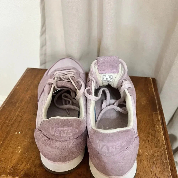 Vans Unisex Runner OG Lilac Snow VN0A2XS8JVZ Shoes Sneakers M 7 W 8.5 500383 - Picture 12 of 14